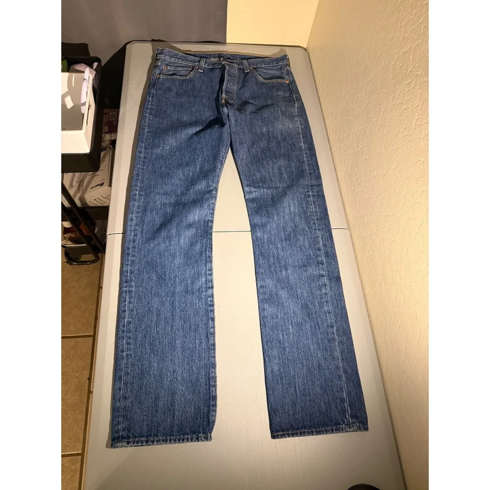 Levis 501 Original Fit Mens Jeans 34x36‎ Medium Wash Blue Denim 00501-0194